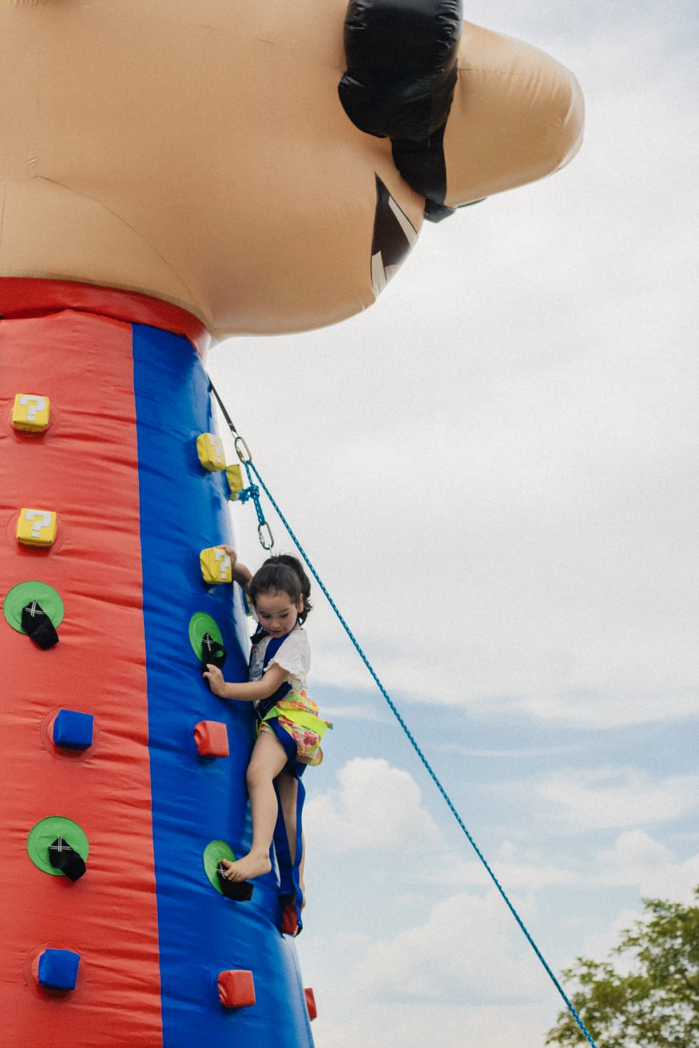 Escalada Inflável – Mario Bros 🍄⭐