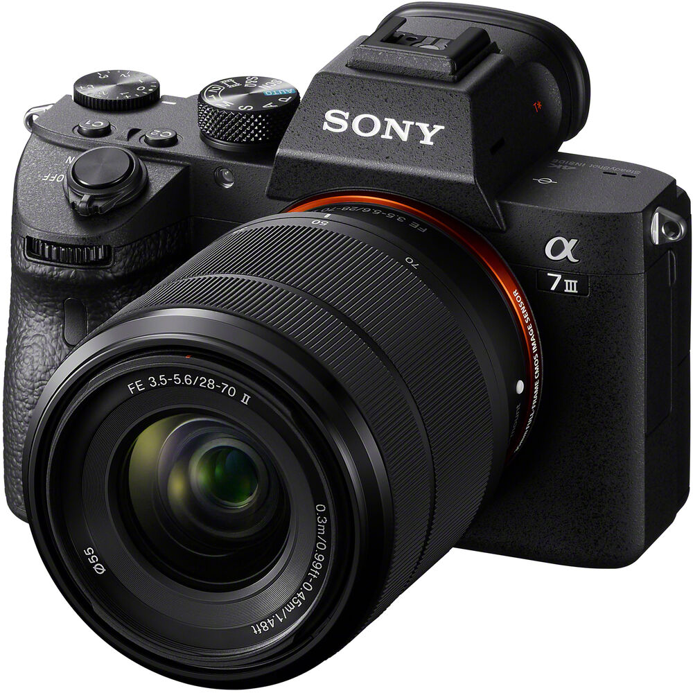 Câmera Sony A7 III com Lente FE 28-70mm f/3.5-5.6 OSS 01
