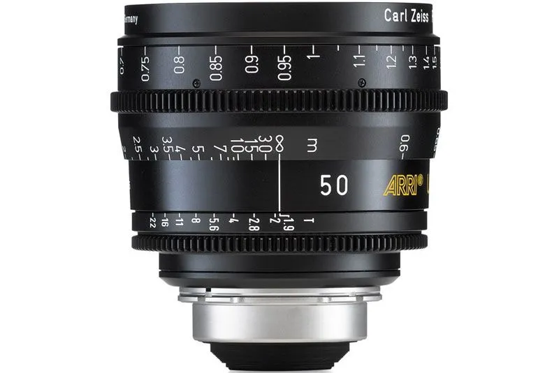 Lente ARRI Zeiss Ultra Prime 50mm T1.9 S35 Lens (PL-Mount) 02