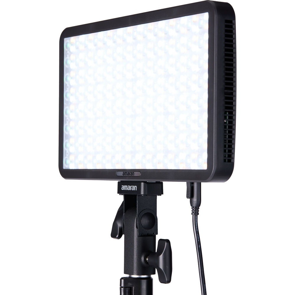 Painel de LED Amaran Pano 60c RGBWW com Fonte, Softbox e Grid 08