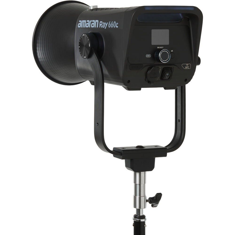 Kit LED Monolight Amaran Ray 660c RGB com Refletor e Tripé 07