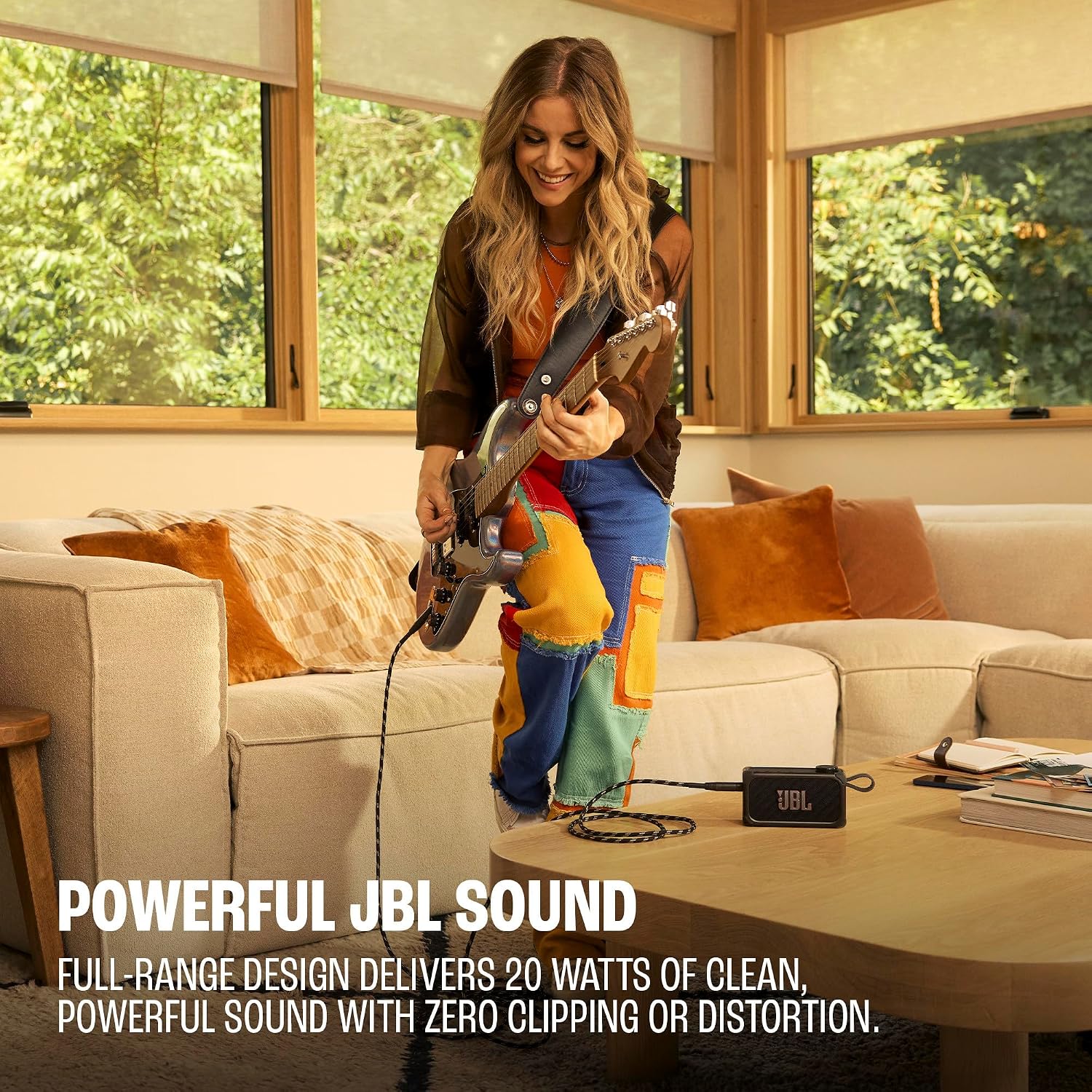 Amplificador e alto-falante JBL BandBox Solo de 18 W com tecnologia de IA 05