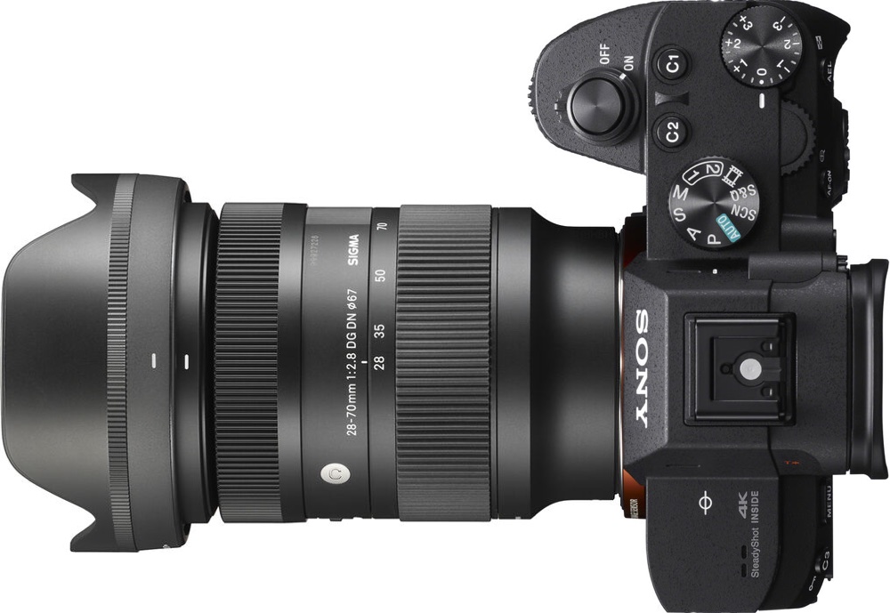 Kit Câmera Sony A7 III com Lente Sigma 28-70mm f/2.8 01