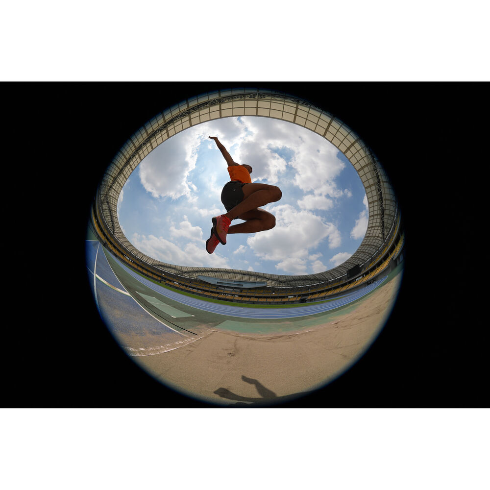 Lente SONY FE 8-14mm f/3.5 Fisheye G E-Mount Lens 17