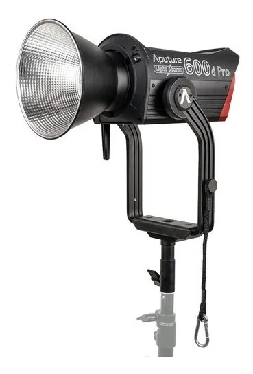Iluminador de LED Aputure Amaran 600D Pro