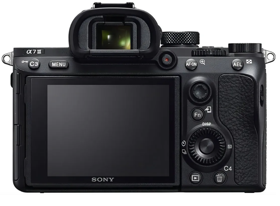Aluguel de Câmera Sony Alpha A7 III Mirrorless Full Frame com sensor de 24.2MP e gravação de vídeo 4K em SP