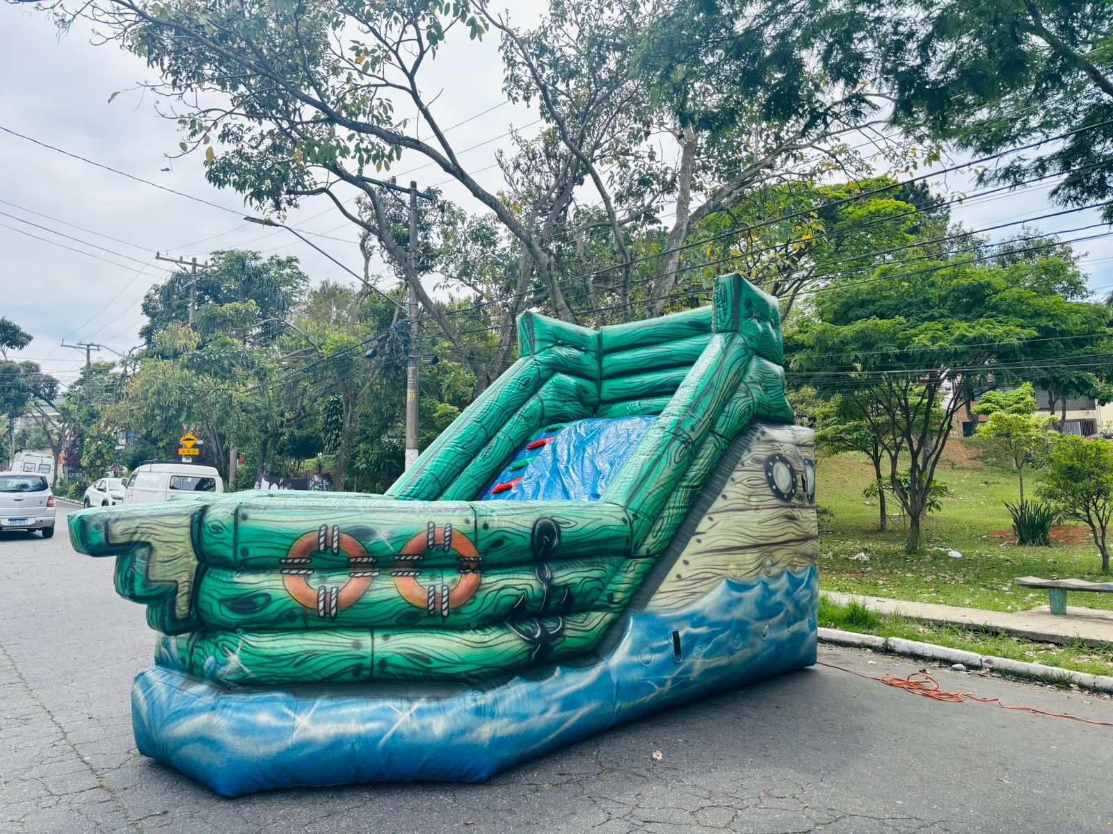 Tobogã Barco Grande