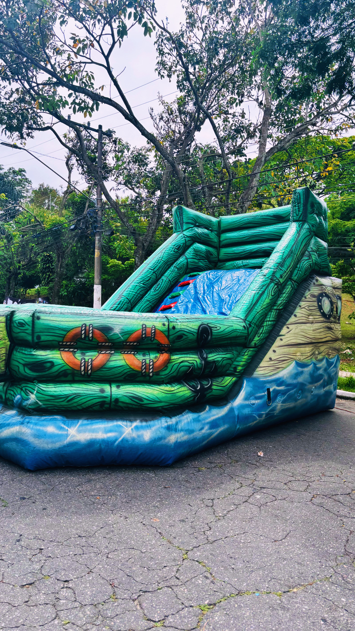 Tobogã Barco Grande