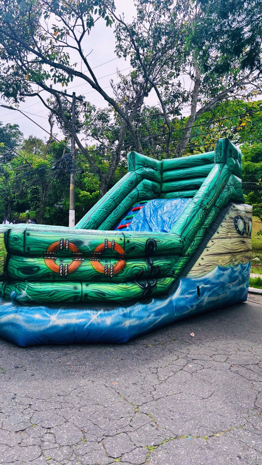 Tobogã Barco Grande